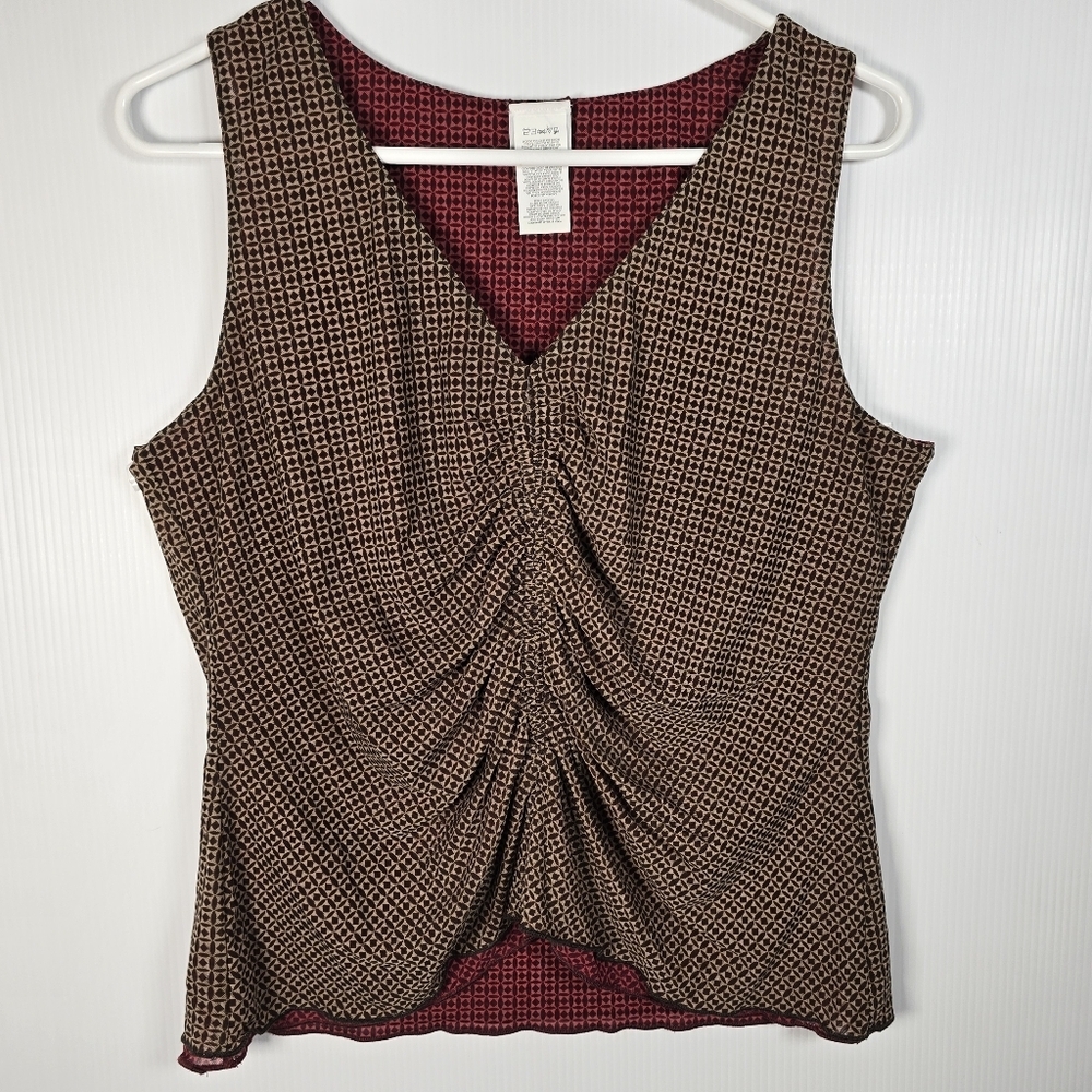 NWOT Cabi Women's Reversible Red/Brown Geo Print Ruched Sleeveless Tank Size M - Picture 8 of 11